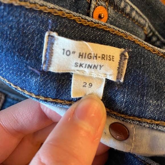 Madewell High-Rise Skinny Jeans - Picture 3 of 7